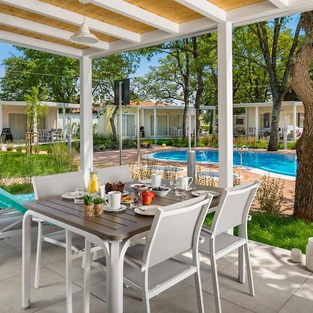 Camping Ulika Mobile Homes - Naturist Červar-Porat Exteriér fotografie