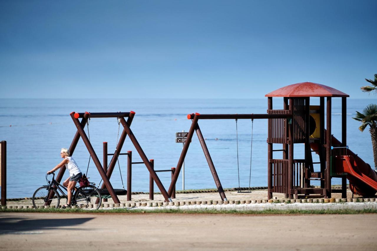 Camping Ulika Mobile Homes - Naturist Červar-Porat Exteriér fotografie