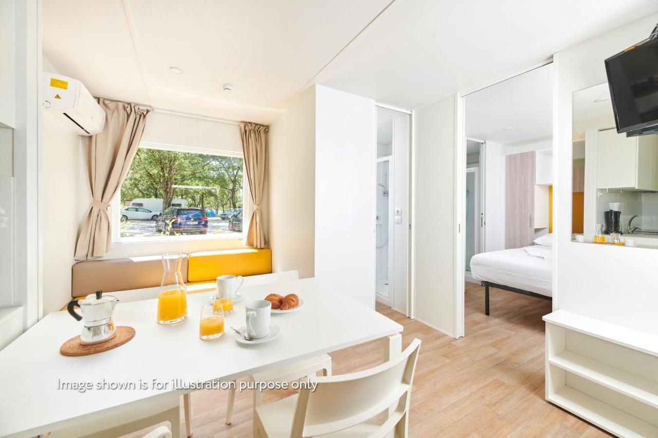 Camping Ulika Mobile Homes - Naturist Červar-Porat Exteriér fotografie