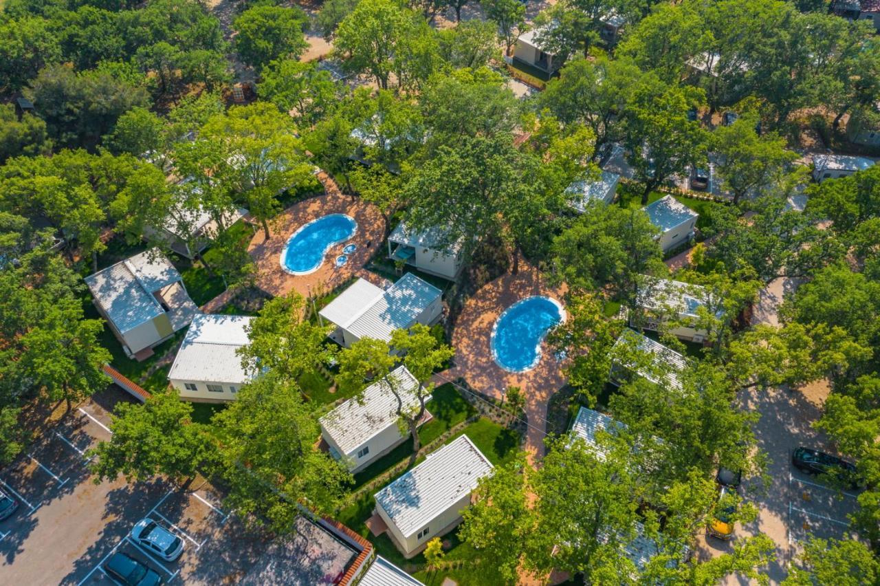 Camping Ulika Mobile Homes - Naturist Červar-Porat Exteriér fotografie