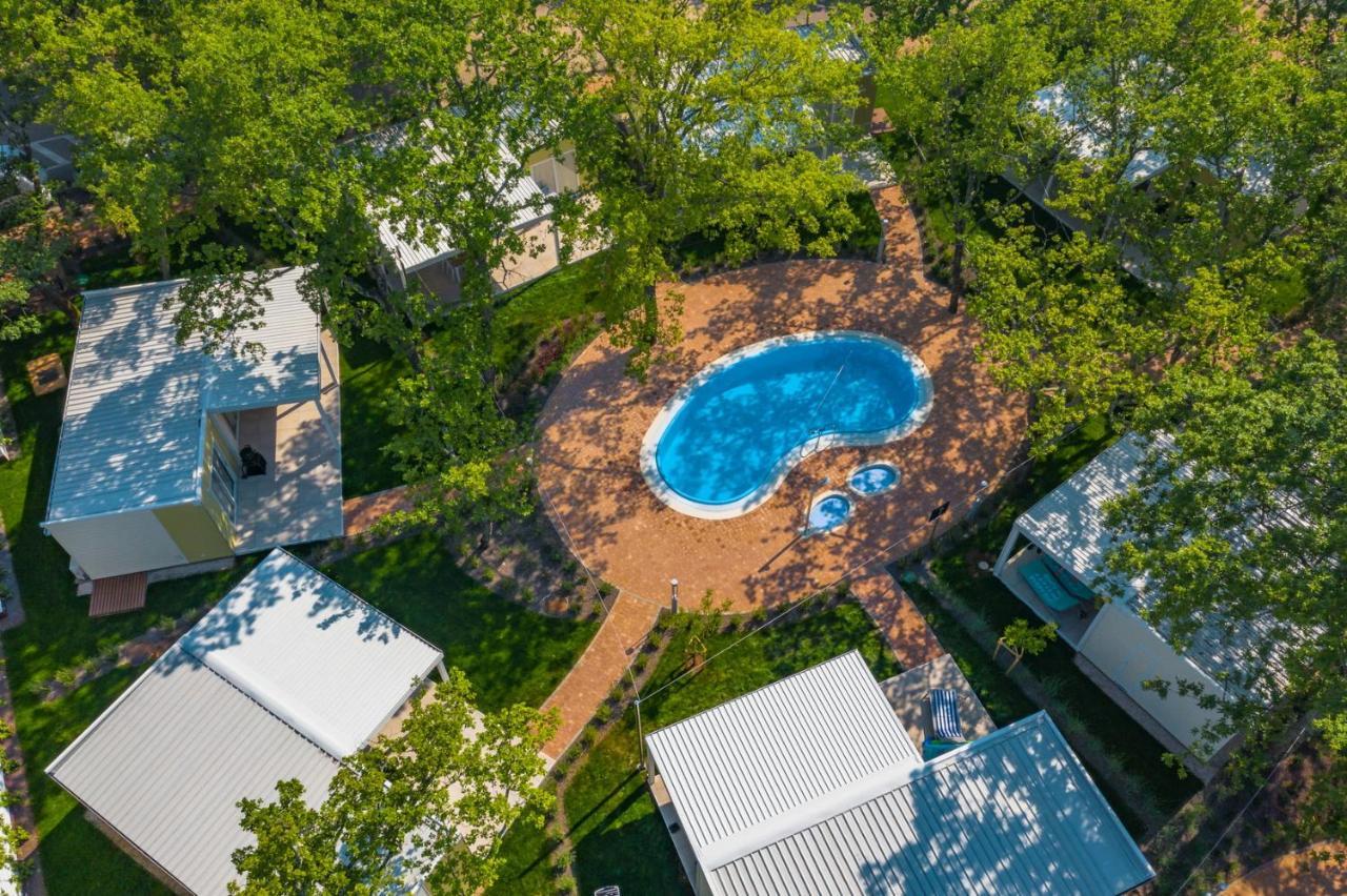Camping Ulika Mobile Homes - Naturist Červar-Porat Exteriér fotografie